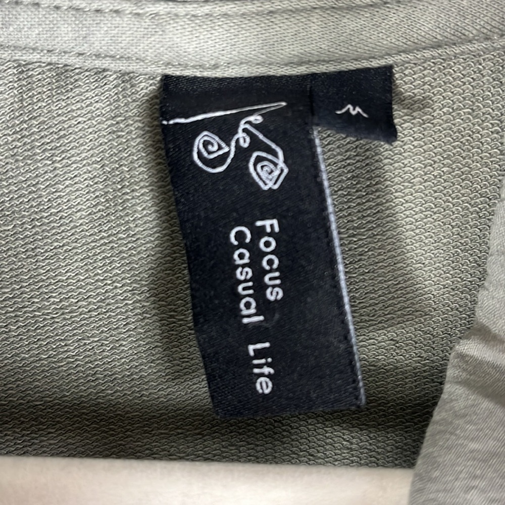 Focus Casual Life popover cowl neck kangaroo pocket long sleeve top Sz M Green - Picture 6 of 11